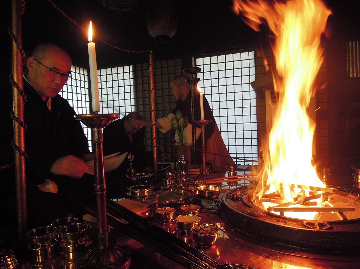 平成30年 年越し護摩祈祷 | 奈良 空海寺 公式Webサイト